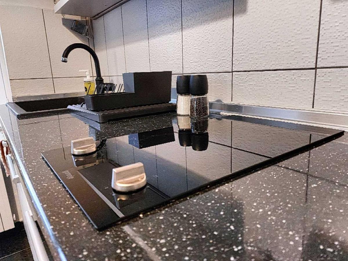 Kizz Apartment Сараево Экстерьер фото
